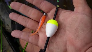 How To Catch CREEK CRAPPIE With JIG amp BOBBER CRAPPIE Fishing 101 [upl. by Llenehs80]