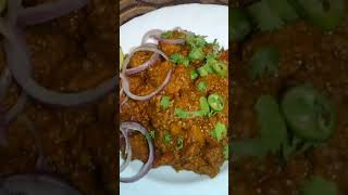 doston mazaydar Tikka boti ki recipe mery chanal p upload hochuki hy ✅❣️ shorts [upl. by Yorztif772]