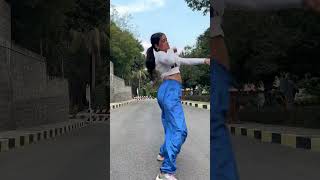 Kaliyon ka Chaman remix  Dancewithshivi  Dance cover  Short video [upl. by Ylrebma]