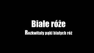 Białe róże  Rozkwitały pąki białych róż [upl. by Possing]