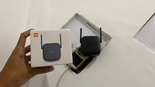 Unboxing Xiaomi Mi WiFi Range Extender Pro [upl. by Gae160]