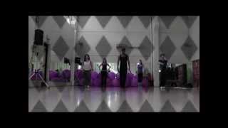 quotUn Pasitoquot  Lessier Herrera  Cubafit Dance [upl. by Heisser]