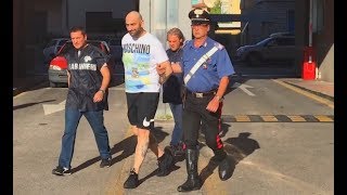 Napoli  quotGenny la Carognaquot arrestato per traffico di droga 170717 [upl. by Nealon802]