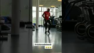 Victor Osimhenin Lille Döneminden Yarim Yarim Eşliğindeki Dansı shorts galatasaray [upl. by Dessma]