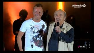 Gigi D Alessio  Arena della Vittoria Bari  Radionorba TV Parte 7  Tatangelo amp Lino Banfi [upl. by Jarnagin]