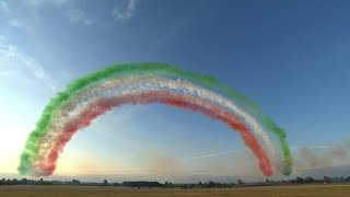 Frecce Tricolori il video delle spettacolari evoluzioni sulle note di «Nessun Dorma» [upl. by Sabec]