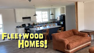 We found a Fleetwood Homes 4 Bedroom These Are Pretty Nice [upl. by Alderson312]