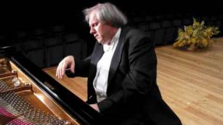 Sokolov plays Scriabin quotVers la flammequot live [upl. by Nahtaoj936]