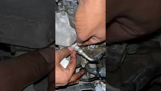 How To Remove Fuel injector Pipe fuel injector shortsvideo [upl. by Lesser]