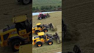 Fastest way to leveling amp Compacting Silage l Nixs Farm [upl. by Iret]