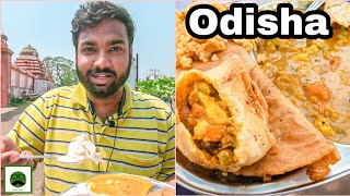 Odia Breakfast near Ram Mandir  Odisha Food With Veggiepaaji [upl. by Brigida]