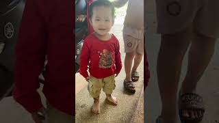 Sự thật về em bé xem mèo khóc adungtv1 shortvideo cute [upl. by Early]