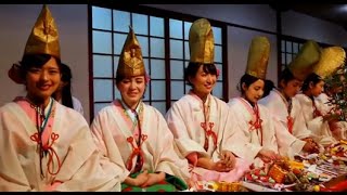 20151 福娘がご奉仕 今宮戎神社「十日戎」の様子 [upl. by Sissie]