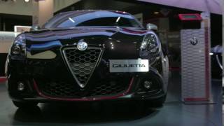 Alfa Romeo Giulietta Veloce au salon de lautomobile 2016 [upl. by Ytitsahc844]