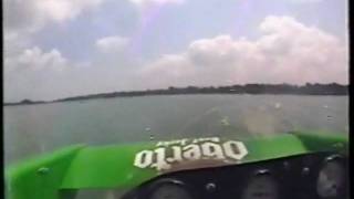 2005 Detroit Gold Cup Heat 4A Llumar crash [upl. by Nosa]