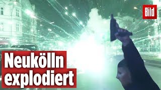 KugelbombenBöller explodiert in Neukölln  SilvesterKrieg in Berlin [upl. by Tema]