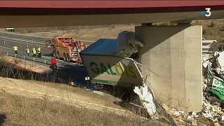 Spectaculaire accident de poidslourd sur lA75 près du viaduc de Millau [upl. by Vivian]