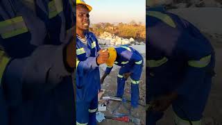 BOREHOLE PUMP TUTORIAL riverineboreholes [upl. by Yankee]