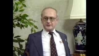 Former KGB Agent Yuri Bezmenov Explains How to Brainwash a Nation Full Length [upl. by Eugor]