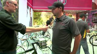 Schwinn 411 Rendevous amp Searcher  Eurobike 2012 [upl. by Okikuy]