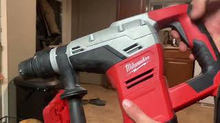 Milwaukee 531721 Rotary Hammer Drill 916 SDS Kit [upl. by Walkling]