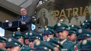 Presidente Gustavo Petro en la ceremonia de transmisión de mando del Comando del Ejército Nacional [upl. by Haleelahk]