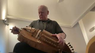 Two Breton larides on an Alain Perradudin hurdy gurdy [upl. by Assiren996]