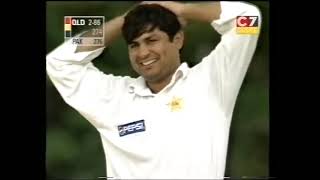 Young SHOAIB AKHTAR vs Matthew Hayden 128 vs Pakistan 199900 [upl. by Hoffert]