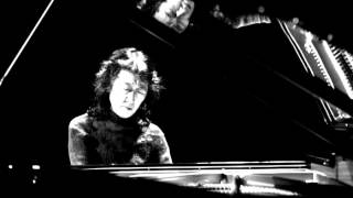 Mozart  Piano Concerto No 19 in F major K 459 Mitsuko Uchida [upl. by Dranyer805]