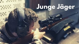 Reportage Unterwegs mit jungen Jägern [upl. by Jackson]