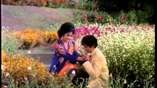 Sa Re Ga Ma Pa Bollywood Song Shashi Kapoor amp Hema Malini Abhinetri [upl. by Treat137]