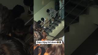 Reaction For Vijay Deverakonda thala keela விழுந்திட்டார் vijaydevarakonda shorts [upl. by Ahsiuq]