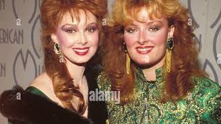 Wynonna Sings Coal Miners Daughter with Loretta Lynns Granddaughter Emmy Russell  Idol 2024 [upl. by Soelch291]