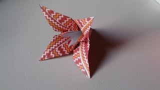 Origami  Une fleur traditionnelle [upl. by Huang]