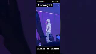 Arcangel  Me prefieres a mi en vivo panamá [upl. by Sadnac]