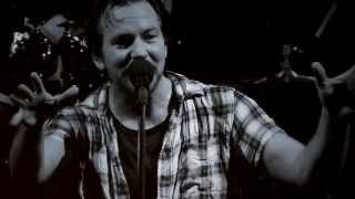 Pearl Jam  Sirens  Brooklyn October 19 2013 [upl. by Yblok]