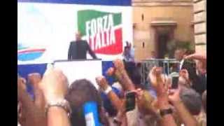 SIlvio Berlusconi in via del Plebiscito quotIO NON MOLLOquot [upl. by Akiam]