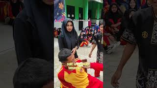 Mata batin terbuka cuma nyiapin kerupuk mah gampang makankerupuk lombaagustusan anaksekolah [upl. by Rakabuba674]