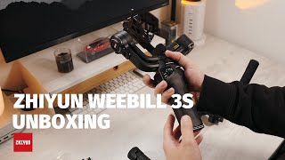 ZHIYUN WEEBILL 3S Unboxing amp Quick Setup [upl. by Allerbag]