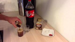 Faire un cocktail Black Cola  Recette café coca [upl. by Stephen984]