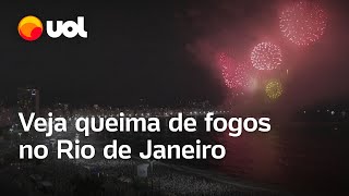 Copacabana celebra 2024 com tradicional queima de fogos [upl. by Enilraep]