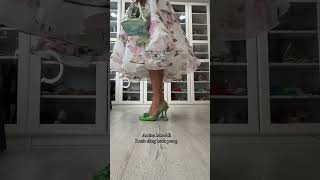 Which handbag should I paired with these green Amina Muaddi Rosie and dress Team Jimmy Choo Bon Bon [upl. by Landre]