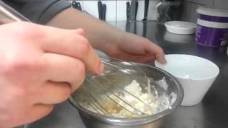 Faire des beignets de scampi  Recette beignet de crevettes [upl. by Alyahs]