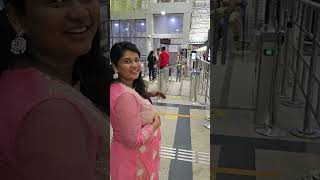 🤯Airport la asingama pochi kumaru🥹 pregnant trending shortsfeed valakappufunction [upl. by Mariele226]