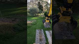 14Ton Digger Across Grass with No Damage  Ground Protection Mats amp Engcon StoneGrab in Action [upl. by Lebiralc]