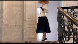 Christian Dior  Bar tailleur New Look 1947 [upl. by Aikrehs]