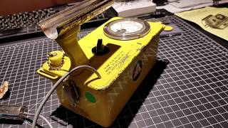 1961 Victoreen 6A CDV700 geiger counter [upl. by Hastie875]