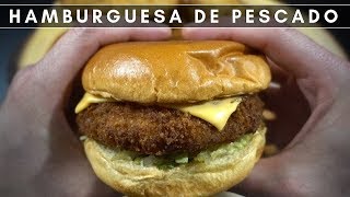 Hamburguesa de Pescado con queso  La Capital [upl. by Airdna]