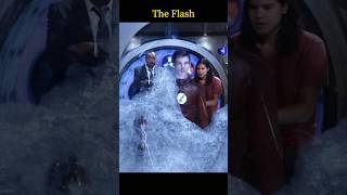 The Flash uses mirrors to trap the Mirror Shifter S03 E04 dccomics shorts movie [upl. by Gonagle164]