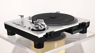 Technics SL1200GR2  Ortofon 2M Black [upl. by Camey564]